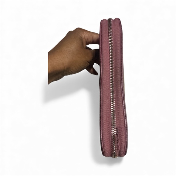 Gucci GG zip around Wallet - Picture 10 of 14